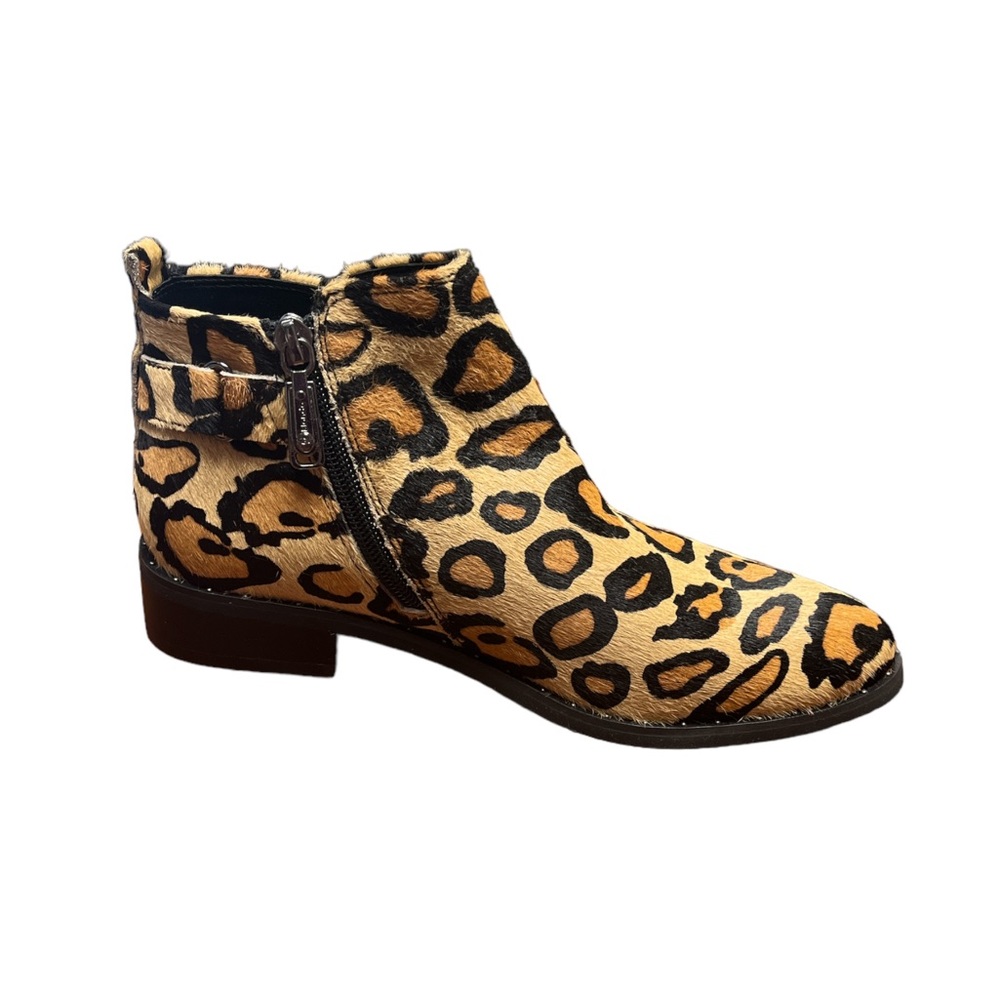 Blondo Women’s Size 5.5 Tami Leopard Print Waterproof Ankle Booties